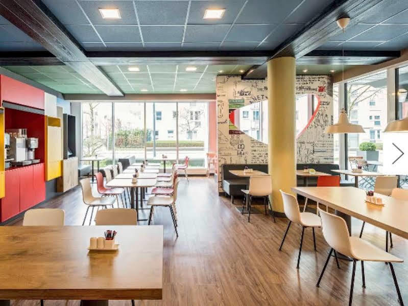 Ibis Muenchen Parkstadt Schwabing Exterior foto